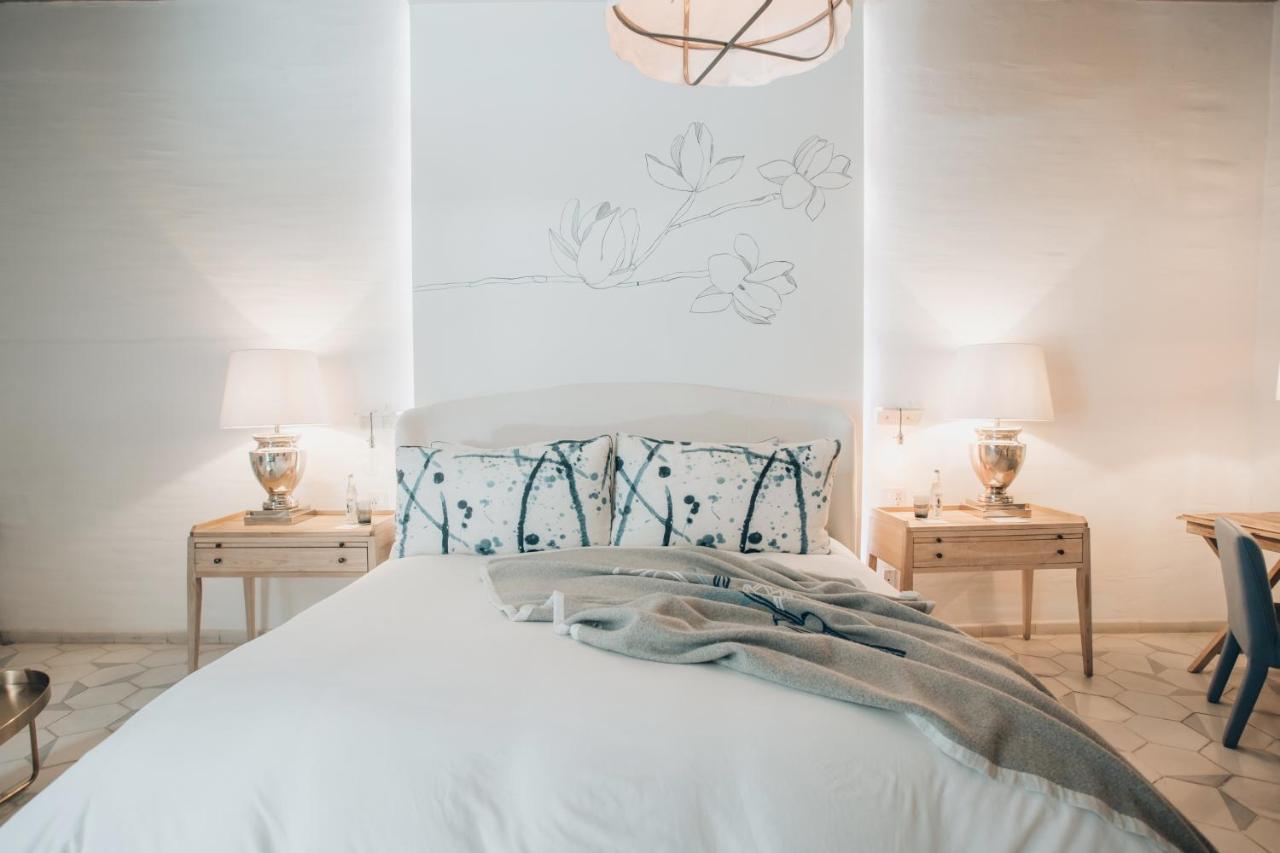 PREMIUM SUITE KING W or BATHTUB