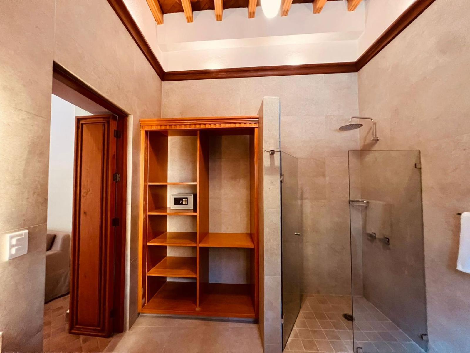 Superior Suite