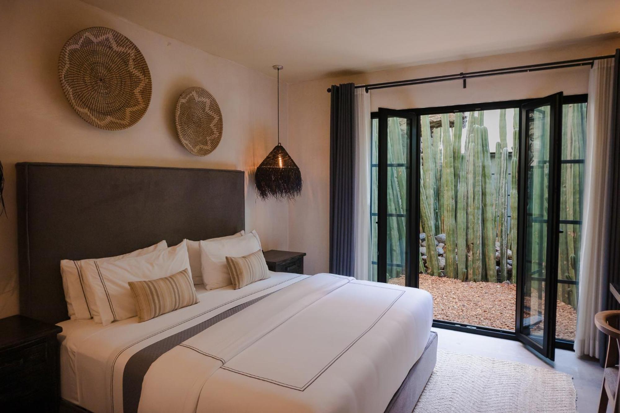 Double Room,1626425263:JPEG