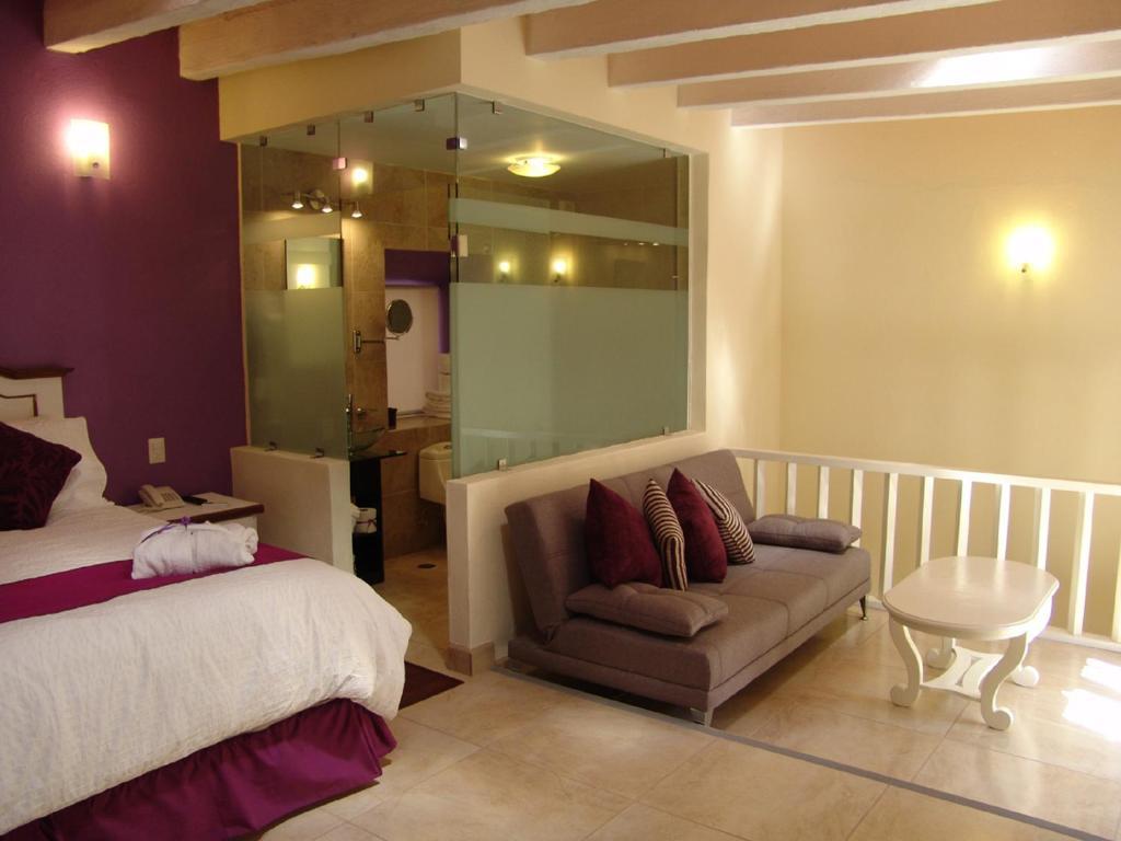 Superior King Room